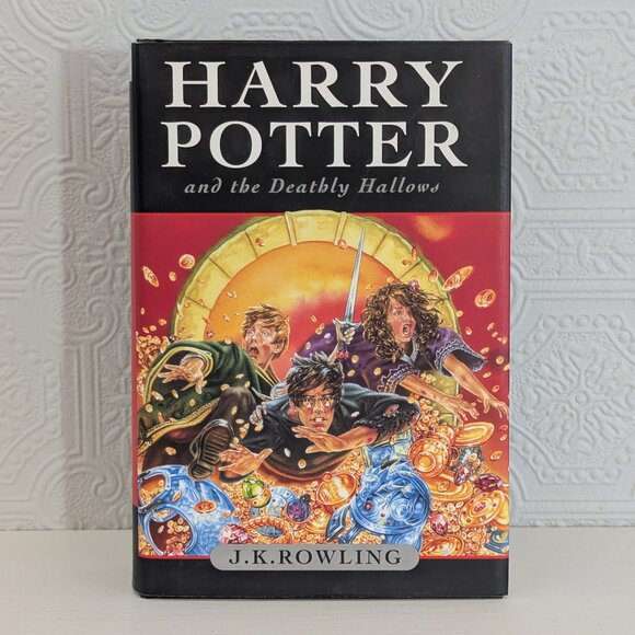 Harry Potter and the Deathly Hallows Hardcover Book - Picture 1 of 13